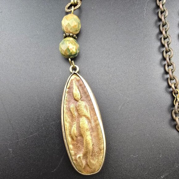 Vntg Tibetan Walking Buddha Amulet Necklace 2 Side Pendant 22" Long Green Stones - Picture 3 of 10